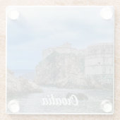 Festungsmauern, Felsküste und Meer in Kroatien Glasuntersetzer (Rückseite)