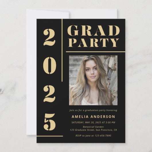 Fett Black Gold Typografy Foto Graduation Party Einladung (Vorderseite)