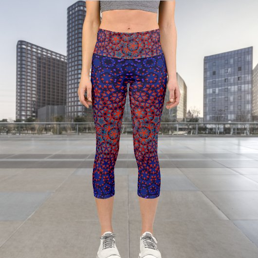 Fett blaues und rotes Muster Hochwaisted Capris