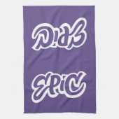 Fett EPIC Letters Violet Lila Calligraphy Handtuch (Vertikal)