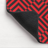 Fett geometrisches rotes und schwarzes Mauspad (Ecke)