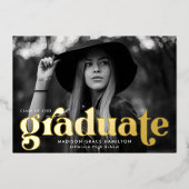 Fett Gold Typografy Graduation Party Folieneinladung (Vorderseite)
