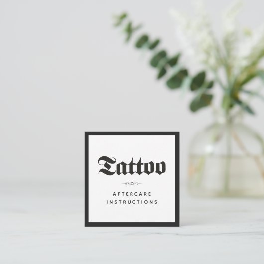 Fett & Goth Tattoo Aftercare Instructions Minimal Quadratische Visitenkarte (Stehend Vorderseite)