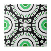 Fett grünes Schwarz-Weiß-geometrisches Muster Fliese (Vorderseite)