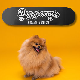 Fett minimaler Schwarz-Weiß-Hund Groomer Skateboard