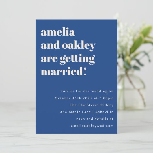 Fett Minimalistische Website von Blue Simple Weddi Einladung (Stehend Vorderseite)