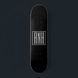 Fett Modern 3 Initialen Monogramm | Schwarz weiß Skateboard<br><div class="desc">Klug,  kühn und modern.</div>