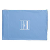 Fett Modern 3 Initialen Monogramm | Soft Blue Kissenbezug (Rückseite)