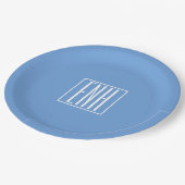 Fett Modern 3 Initialen Monogramm | Soft Blue Pappteller (Schrägansicht)