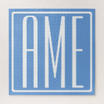 Fett Modern 3 Initialen Monogramm | Soft Blue Puzzle<br><div class="desc">Weißer Text & weißer Rahmen auf Himmelblau (oder wählen Sie Ihre eigene Farbe).</div>