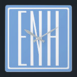 Fett Modern 3 Initialen Monogramm | Soft Blue Quadratische Wanduhr<br><div class="desc">Weißer Text & weißer Rahmen auf Himmelblau (oder wählen Sie Ihre eigene Farbe).</div>