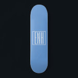 Fett Modern 3 Initialen Monogramm | Soft Blue Skateboard<br><div class="desc">Weißer Text & weißer Rahmen auf Himmelblau (oder wählen Sie Ihre eigene Farbe).</div>