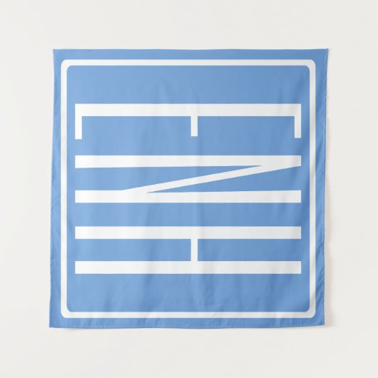 Fett Modern 3 Initialen Monogramm | Soft Blue Wandteppich (Vorderseite (Horizontal))