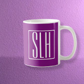 Fett Modern 3 Initialen Monogramm | Weiß und Lila Kaffeetasse
