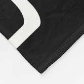 Fett & Modern Ihr Name oder Wort | Weiß auf Schwar Fleecedecke (Ecke)
