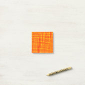 Fett Orange und Rot Karo Muster Stilvoll Post-it Klebezettel (Auf Schreibtisch)
