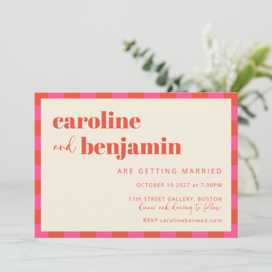 Fett rosa Orange Karton All-in-One Hochzeit Einladung (Stehend Vorderseite)
