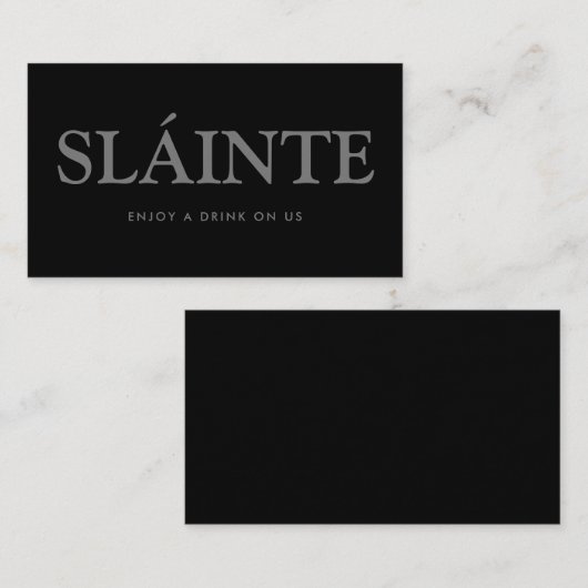 Fett Schriftart "Sláinte" Irish Gaelic Free Drinks Begleitkarte (Vorne/Hinten)