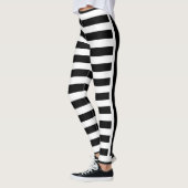 Fett schwarz und weiß gestreift leggings (Links)