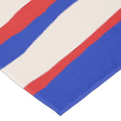 Fett serrate Stripe Muster Bright Blue Red Cream Tischdecke (Schrägansicht)