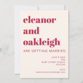 Fett Typografie Magenta und Elfenbeinhochzeit Einladung (Vorderseite)
