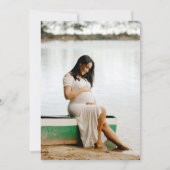 Fett Typografie Pink Red Modern Baby Dusche Foto Einladung (Rückseite)