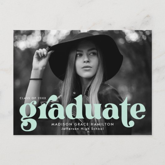Fett Typografy Mint Foto Graduation Party Einladungspostkarte (Vorderseite)