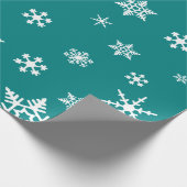 Fett weiße Schneeflocken auf Deep Dark Aquamarin, Geschenkpapier (Ecke)