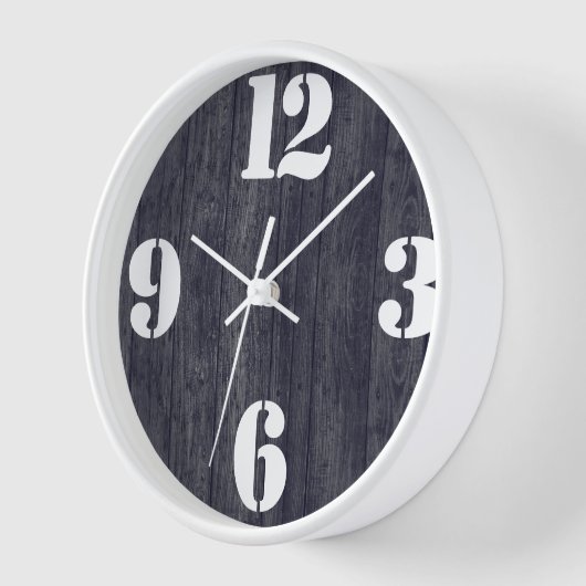 Fett-Zahlengesicht auf rustikales Holz Uhr (Winkel)