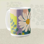 Fette Gänseblümchen-Blüte mit farbenfrohen Farbblö Kaffeetasse