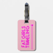 Fette Mädchen-reisender Gepäckanhänger (Rückseite vertikal)