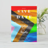 Fette Pride-Flag-Typografie Hochzeit Save-the-Date (Stehend Vorderseite)