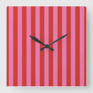 Fette rosa und rote Zirkus-Spaßhaus-Streifen Quadratische Wanduhr