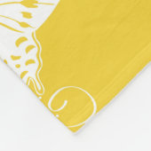 Fette Schmetterlinge weiß auf hellgelb Fleecedecke (Ecke)