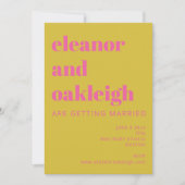 Fette Typografie Bright Pink Yellow Moderne Hochze Einladung (Vorderseite)