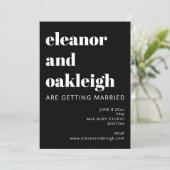 Fette Typografie Schwarz und Weiß Moderne Hochzeit Einladung (Stehend Vorderseite)