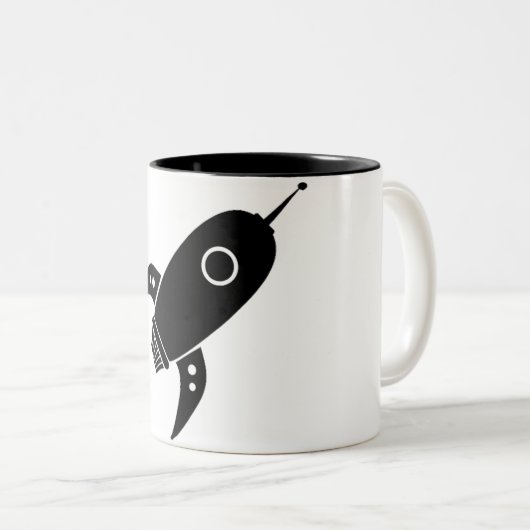 Fettes Retro Rocket-Schiffs-Schwarzes Zweifarbige Tasse (VorderseiteRechts)