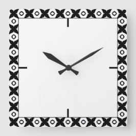 Fettes Schwarz-Weiß-Symmetrisches Arabeskenmuster Quadratische Wanduhr