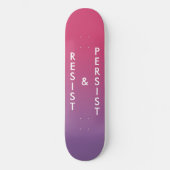 Fettformatierter Text rosa bis lila Gradient erhal Skateboard (Vorderseite)