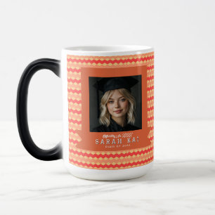 Fettgedrucktes Chevron-Muster-Abschlussgeschenk Verwandlungstasse