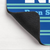 Fettgedrucktes Monogramm & Name, hellblaue Linien  Mousepad (Ecke)