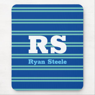 Fettgedrucktes Monogramm & Name, hellblaue Linien Mousepad