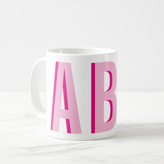Fettgestrichene Rosa-3-Letter-Monogramm Kaffeetasse (Vorderseite Links)