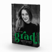 Fettgrüner Typografie-Abschluss Fotoblock (Rechts)