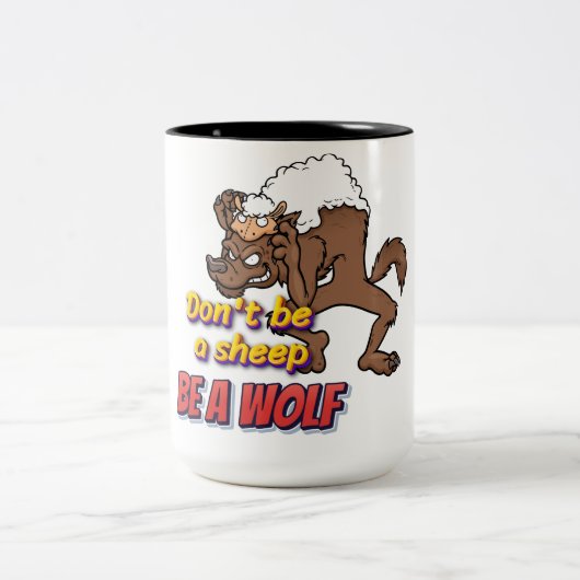 "Feuchte Mode für das wilde Herz!" Zweifarbige Tasse (Mittel)