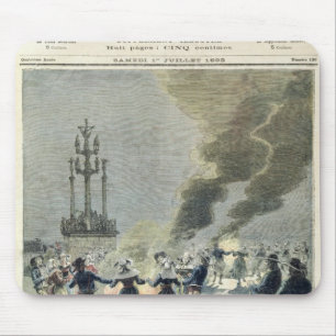 Feuer beleuchtet, um die Sommersonnenwende herein Mousepad