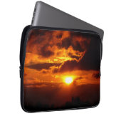 Feuer im Himmel Laptopschutzhülle (Vorne Rechts)
