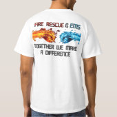 FEUER-RETTUNG U. EMS ZUSAMMEN UNTERSCHEIDEN WIR T-Shirt (Rückseite)