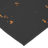 Feuerbrand überlagert das Foto, das die schwarzen  Kurzer Tischläufer (Ecke)