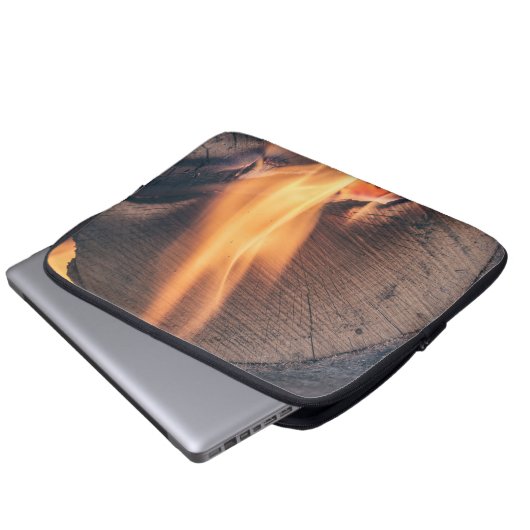 Feuerholz Laptopschutzhülle (Vorne Knopf)